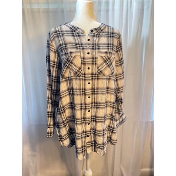Democracy Size Large Button-up Shirt Black & Cream‎ Collarless - Picture 1 of 6